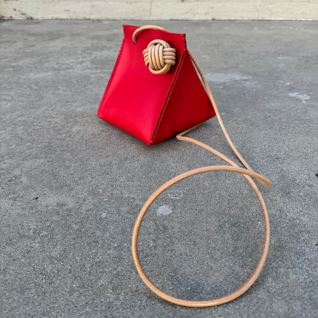 Limited edition🧧: k(not) shapes bag in tomato