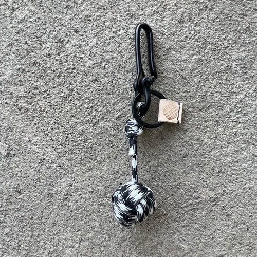 k(not) keyhook in gingham paracord