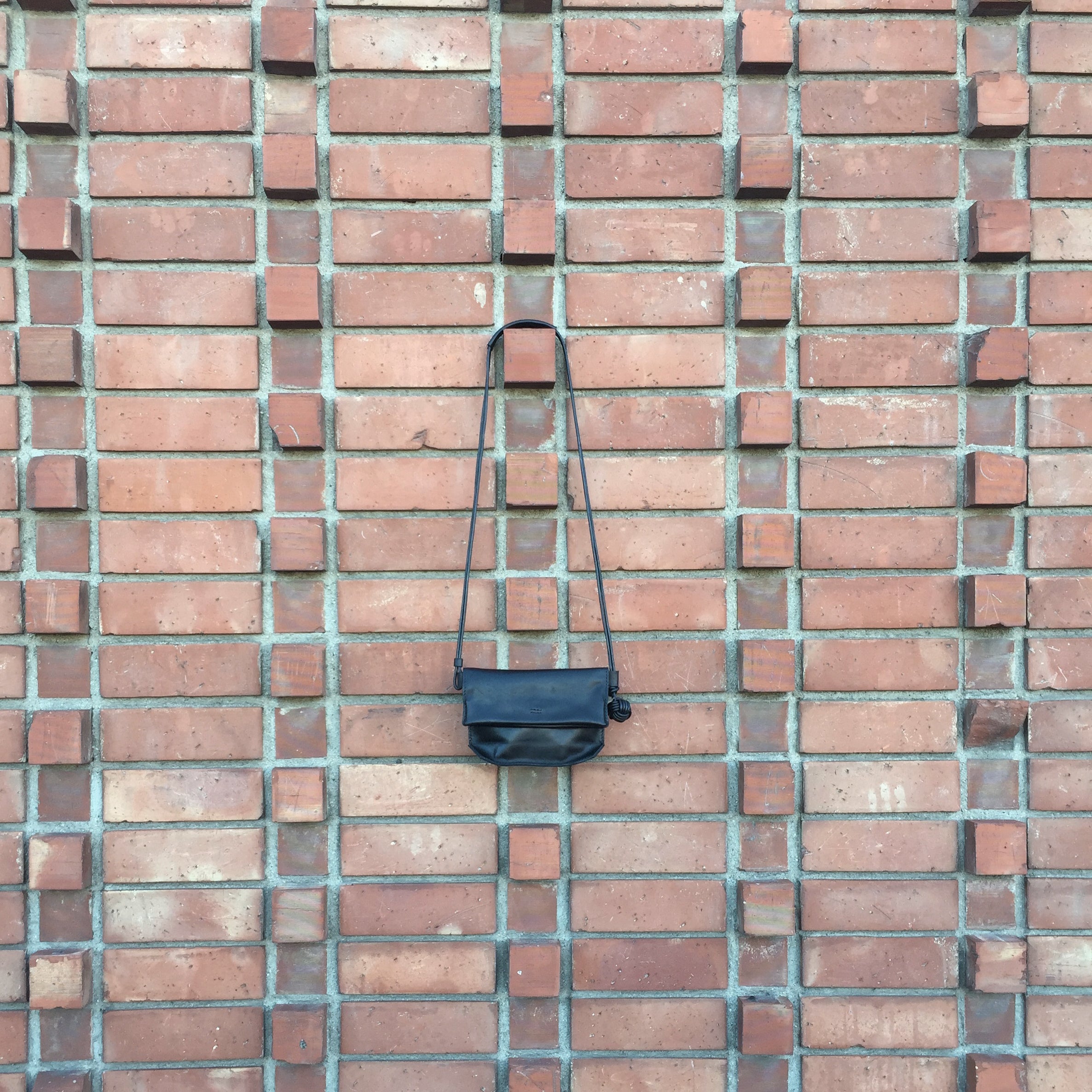 k(not) mini messenger (made to order)