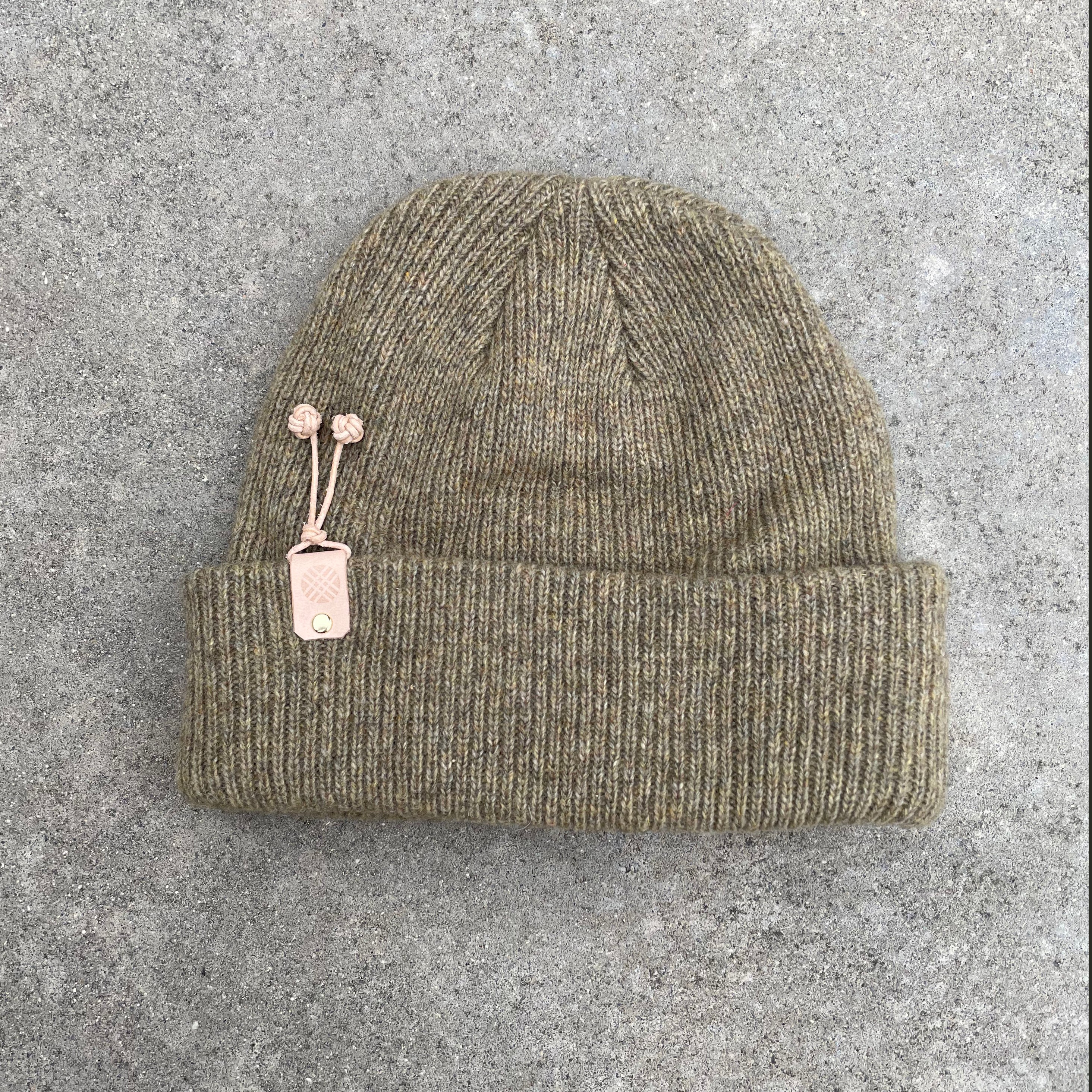 k(not) beanie in olive